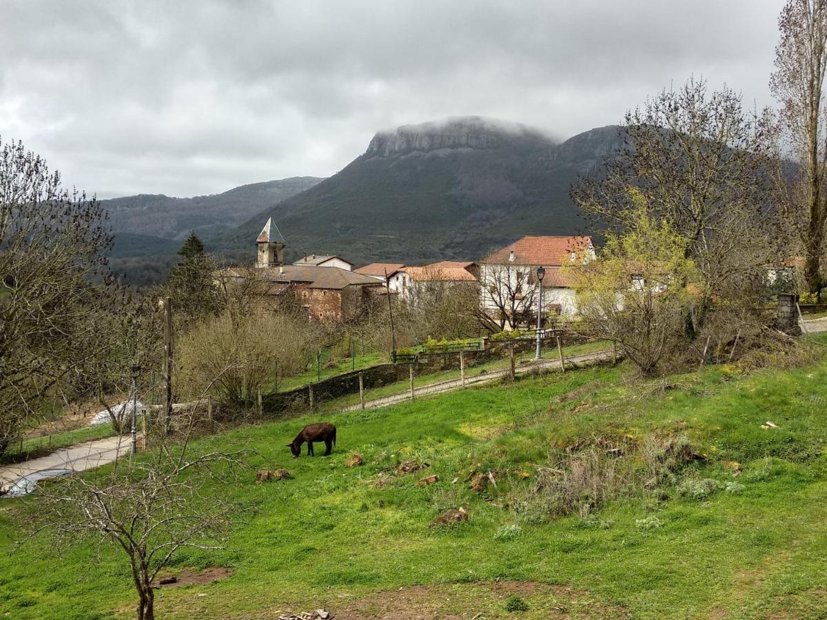 Agroturismo Mari Cruz Villanueva de Arce Exterior foto